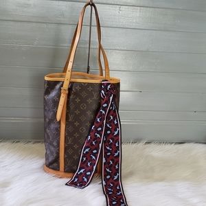 🍀🌺FLASH SALE 🌺🍀Louis vuittons Bucket GM
